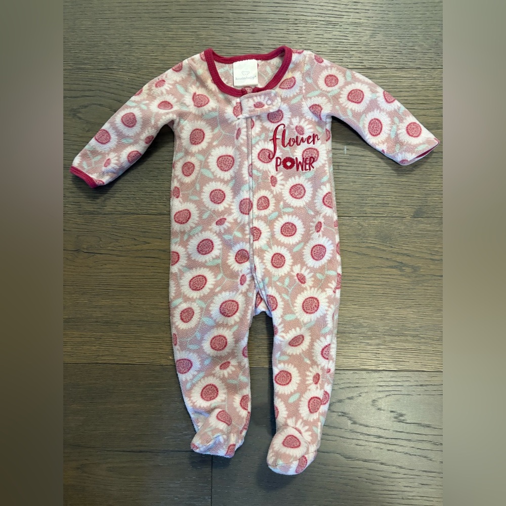 Koala baby girl sleeper 0-3M new with tags retail $42